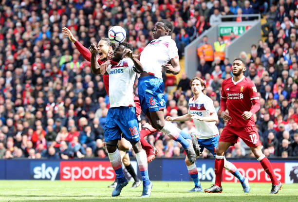 行激进的球 行激进的球