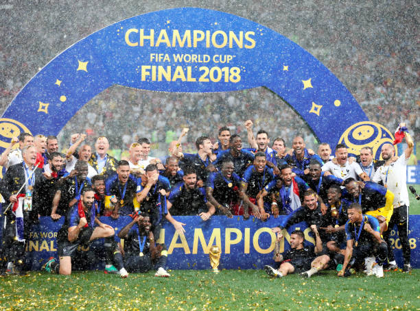 与其他顶尖 与其他顶尖