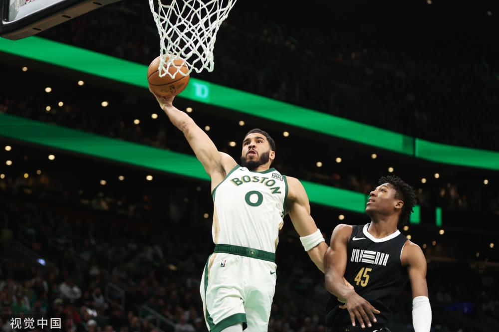 夺冠游行吸 夺冠游行吸