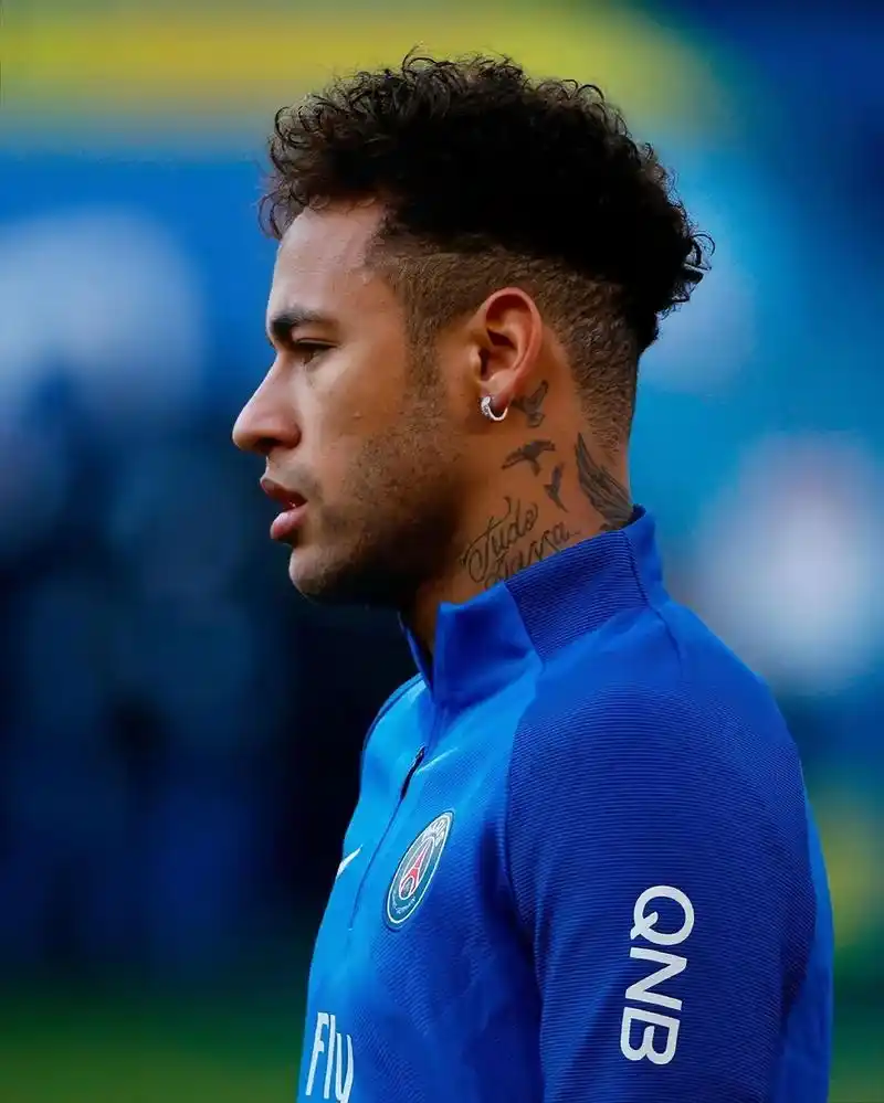 其余球员因 其余球员因