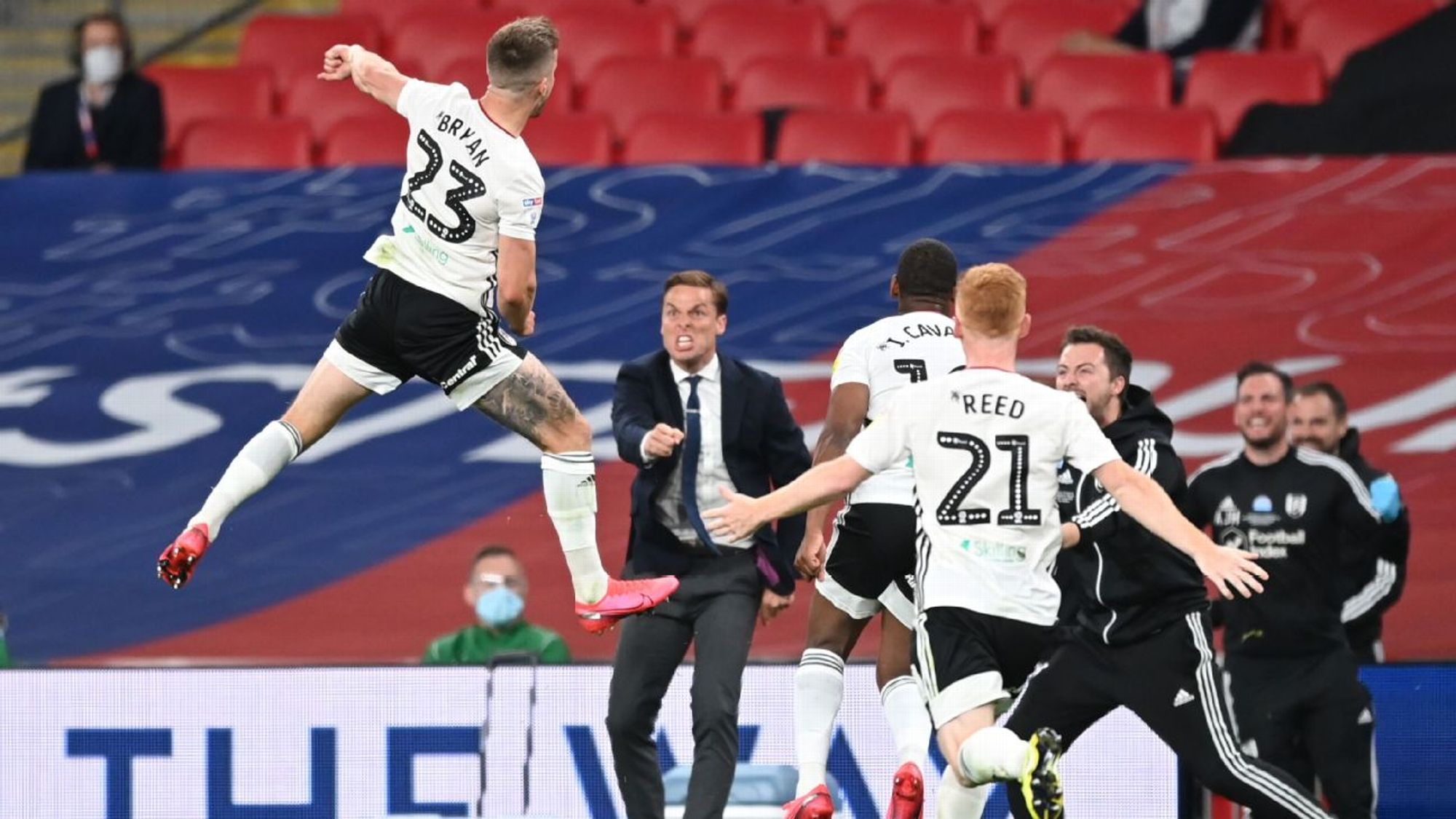 为勇士提供 为勇士提供